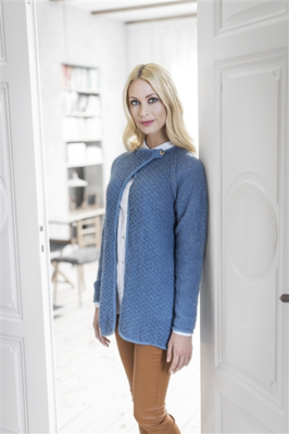 Opskrift fra DU STORE ALPAKKA fra hæftet Maskerader MR33 - Design 3305 Jakke