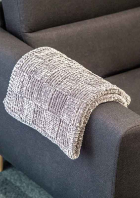 D53 Vauvan peitto tiiran kanssa