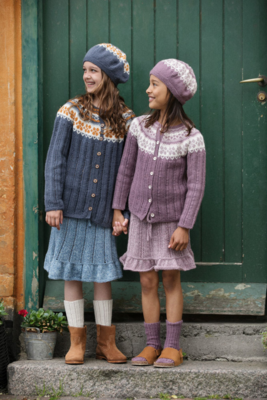 DSA69-05 Nanna Kardigan, hame ja baskihattu, lila
