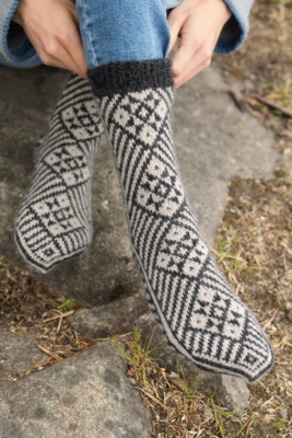 DG368-17 Fjellrosa Sokker