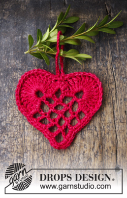 104-46 Mormors Julehjerte by DROPS Design