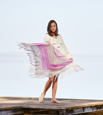 02-02 Trekantet Sjal i Allora Hand-Dyed