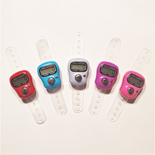 Digitaalinen kierroslaskuri/tikkulaskuri