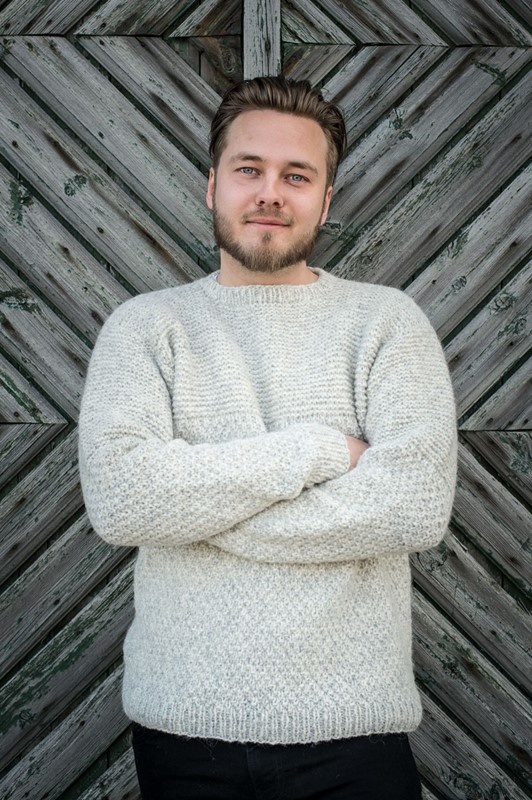 Miesten villapaita kaksoishelmillä