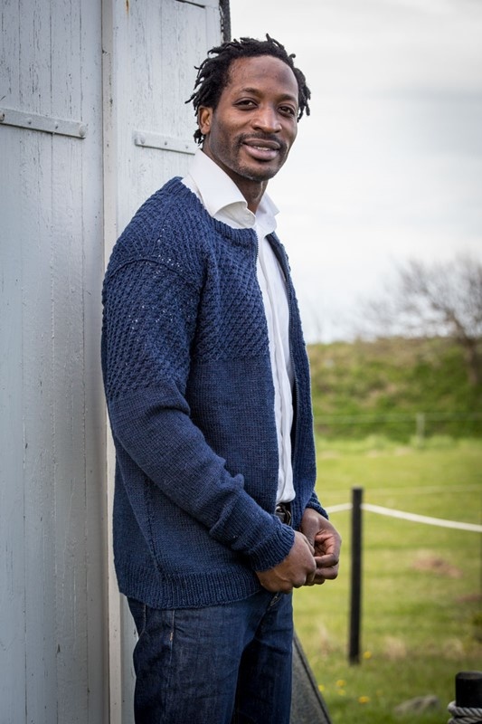 Miesten pusero vetoketjulla - UUSI!