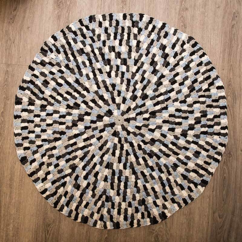 Moderni monivärinen Mayflower Ribbon -matto