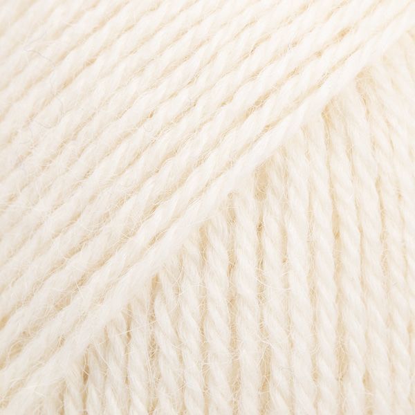 DROPS Alpaca 100 Luonnonvalkoinen (Uni Colour)