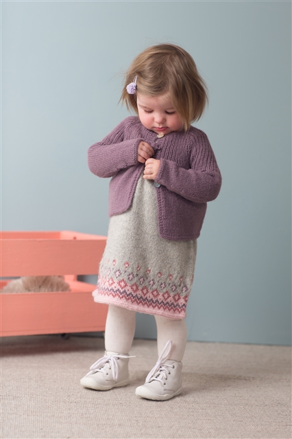 Opskrift fra DU STORE ALPAKKA fra hæftet Maskerader MR32 - Design 3205 Kjole og jakke