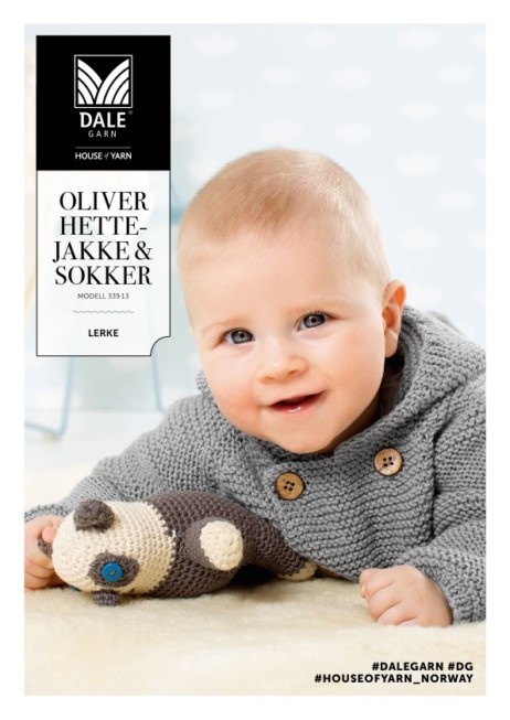 DG339-13 Oliverin hupullinen takki ja sukat