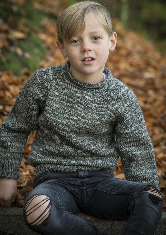 136-7 Melange poikien villapaita