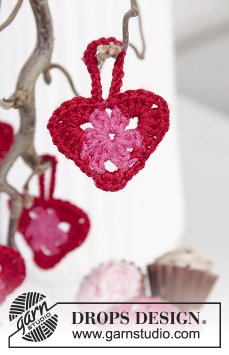 0-1359 Be Still My Heart by DROPS Design