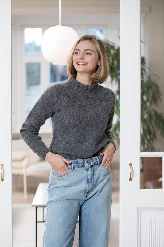 DSA90-01 Ragne Genser