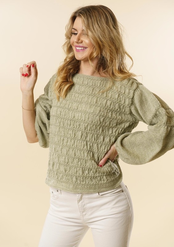 1828 Bluse med rynkede striber