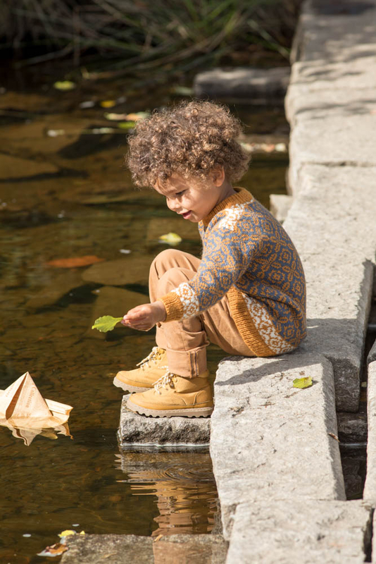 DSA82-02 Småtroll Genser