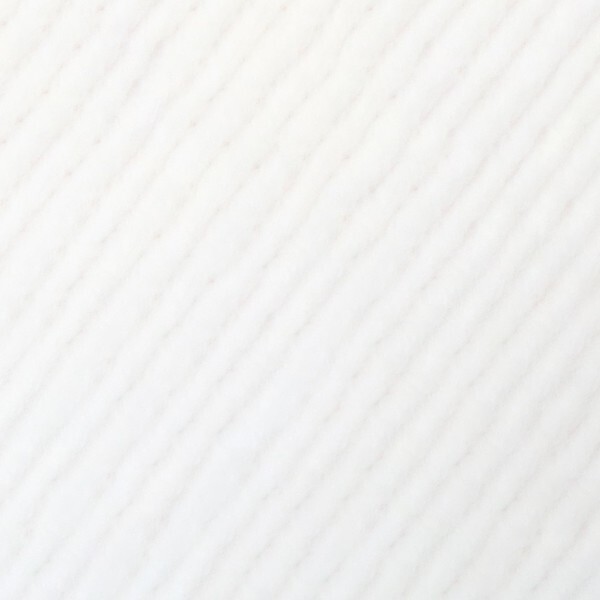 Yarn and Colors Baby Fabulous 001 Valkoinen