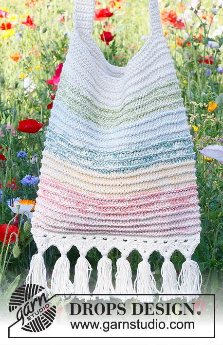 229-3 College Campus Tote by DROPS Design