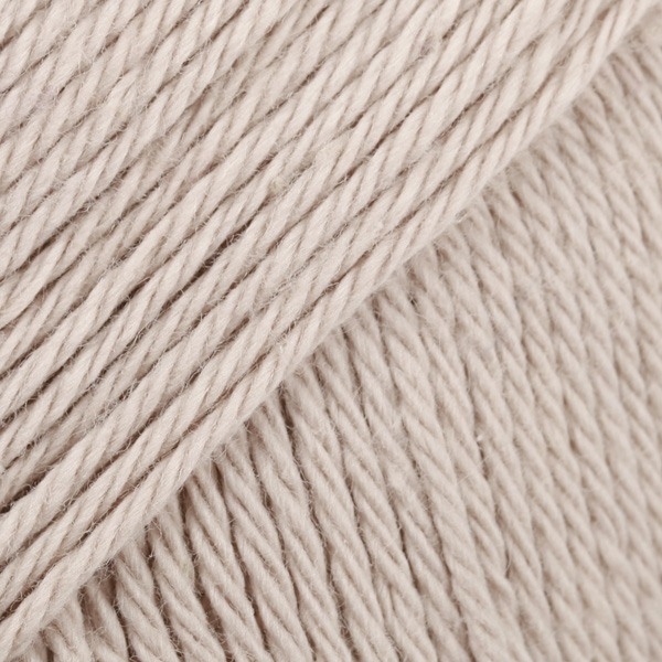 DROPS Loves You 7 03 Beige