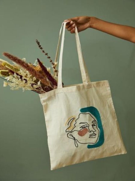 DMC Gift of Stitch Rei'itysneulasetti, Line Art muotokuva