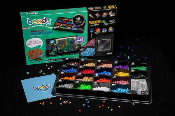 Beady Fantasy & Dinosaurs 4.500 Helmet 202-DK