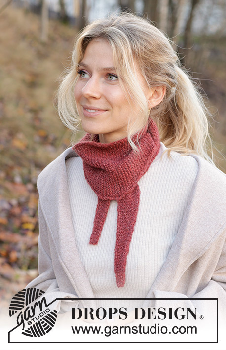 234-82 Pomegranate Shawl by DROPS Design