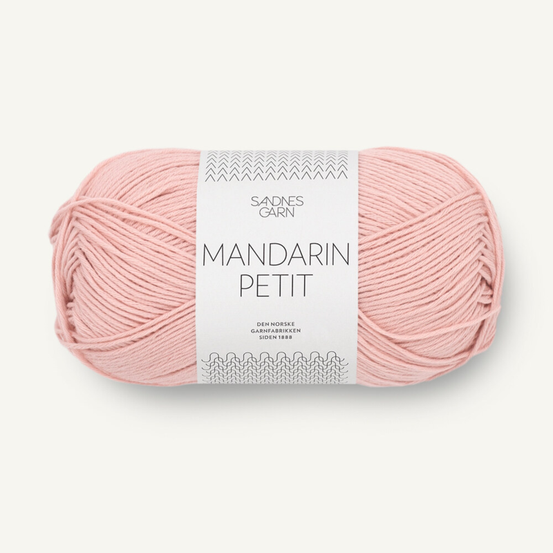 Sandnes Mandarin Petit 4002 Vaalea Persikkakukka