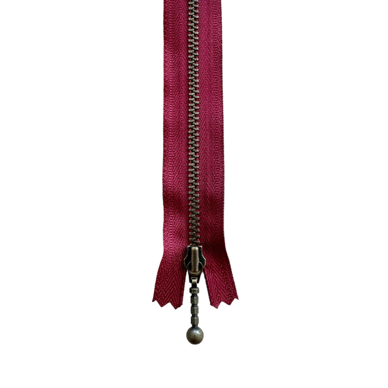 YKK Kiinteä Vetoketju Antiikkimessinki 4 mm 20 cm 527