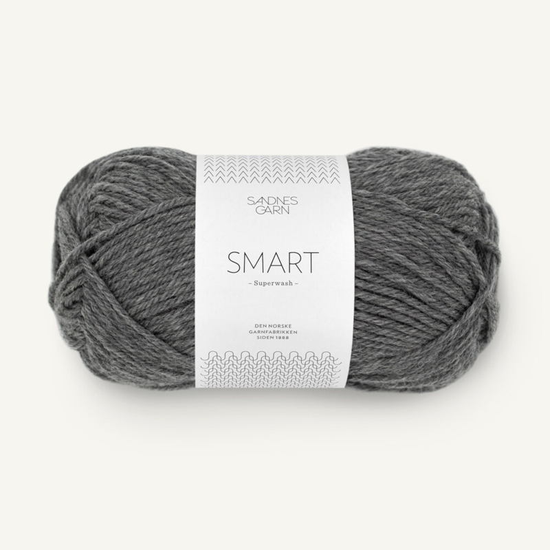 Sandnes Smart 
1053 Tummanharmaa Melange