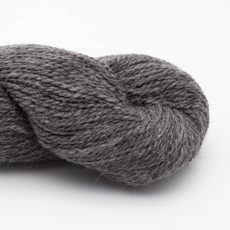 BC Garn Babyalpaca 10/2 RAS 103 Grafiitti (värjäämätön) RAS