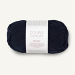 Sandnes Petiteknit Double Sunday 5581 Merimies pimeässä