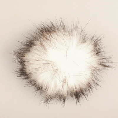 Pompon Akryyli 10 cm