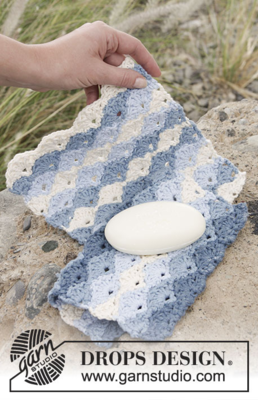 0-1302 Blue Tide DROPS Designilta