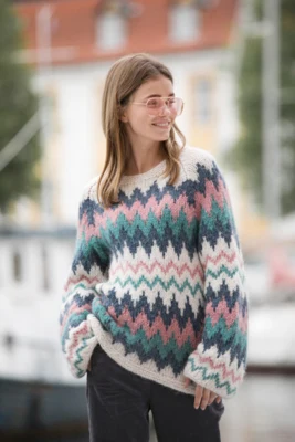 DG390-08 Annika Sweater Denim