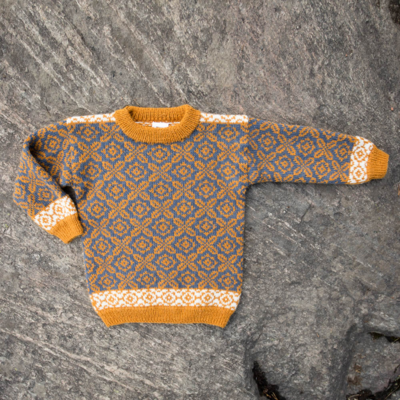 DSA82-02 Pieni Troll-villapaita